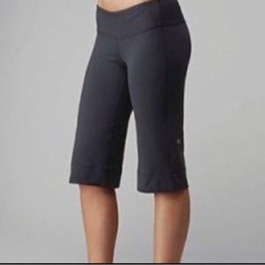 Lululemon | Clam digger II knee length leggings